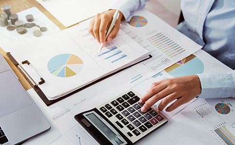 ?？诔闪⒓瘓F公司的基本條件