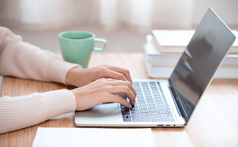 ?？谧N公司時(shí)間的基本因素