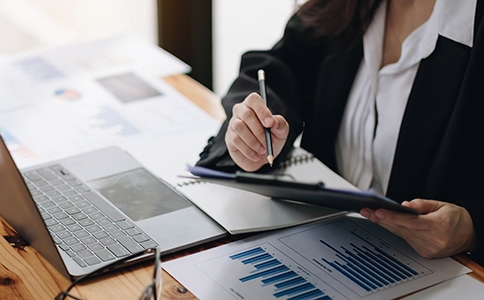 ?？谘b飾公司注冊