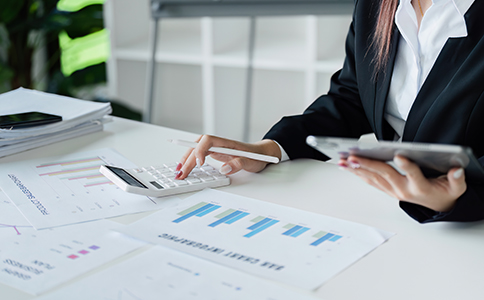 ?？诔霭嫖锝?jīng)營(yíng)許可證申請(qǐng)所需材料