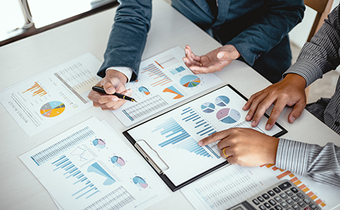 ?？谄嚱鹑谑袌?chǎng)發(fā)展前景