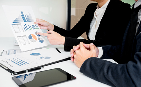 ?？谏暾垙V播節(jié)目經營許可證的條件