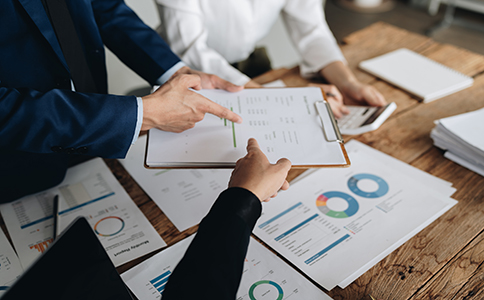 ?？谌绾紊暾垙V播節(jié)目經營許可證