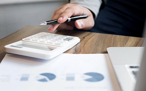 ?？谏暾埲肆Y源許可證資料