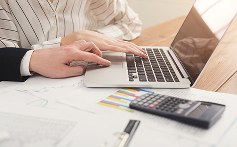 ?？谑称方?jīng)營(yíng)許可證的辦理流程