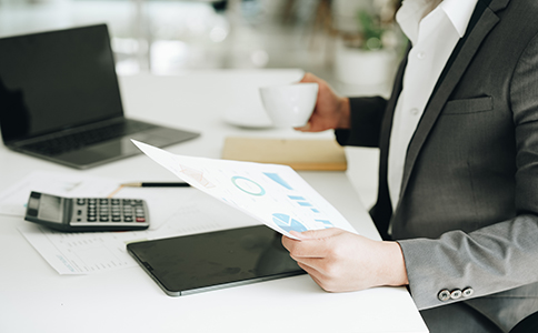 ?？谧怨举Y料的重要性